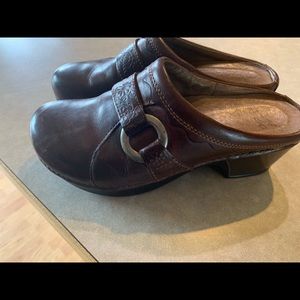 Dansko Hattie slip in clogs, size 40
